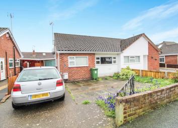 Semi-detached bungalow For Sale in Wrexham