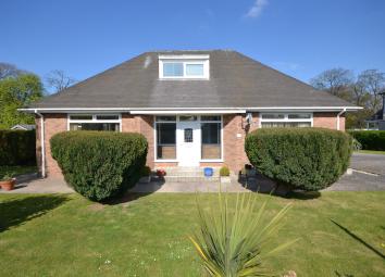 Detached bungalow For Sale in Abergele