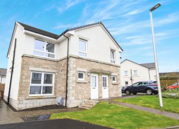 Semi-detached house For Sale in Johnstone