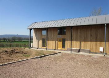 Barn conversion To Rent in Gloucester