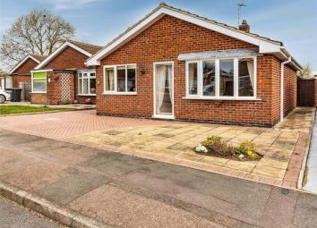 Detached bungalow For Sale in Leicester