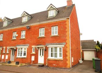 Town house To Rent in Cardiff