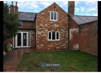 Semi-detached house To Rent in Warwick