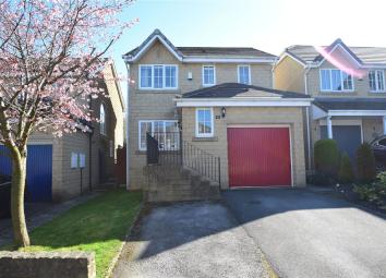 Detached house For Sale in Keighley