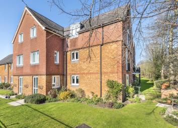 Flat For Sale in Marlborough