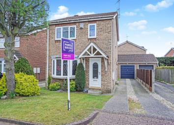 Detached house For Sale in Brough