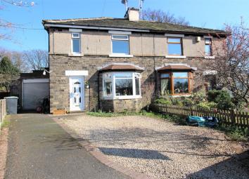 Semi-detached house For Sale in Glossop