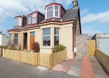 Villa For Sale in Renfrew