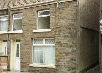 End terrace house To Rent in Bridgend