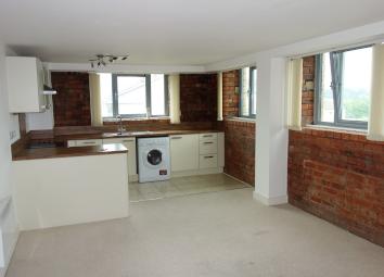 Flat To Rent in Elland