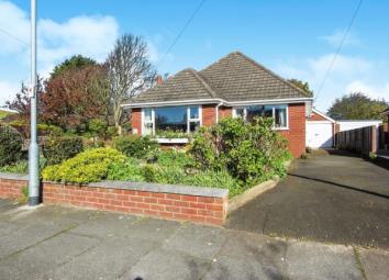 Bungalow For Sale in Lytham St. Annes