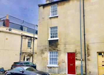 End terrace house To Rent in Bath