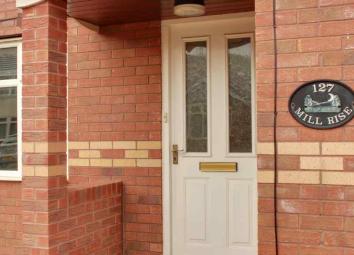 Detached house For Sale in Cottingham