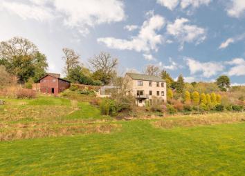 Detached house For Sale in Penicuik