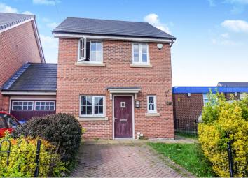Link-detached house For Sale in Manchester