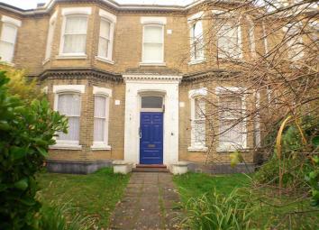 Flat To Rent in Worthing
