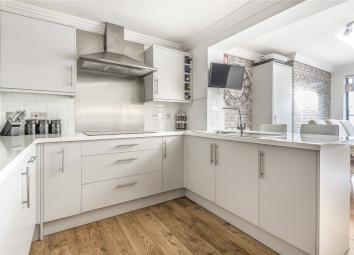 Terraced house For Sale in Uxbridge