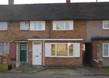 Terraced house To Rent in Romford