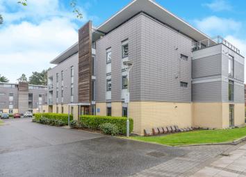 Flat For Sale in St.albans