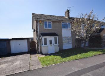 Semi-detached house For Sale in Stonehouse