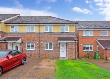 Semi-detached house For Sale in Wickford