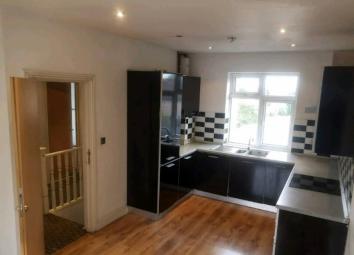 Flat To Rent in Greenford