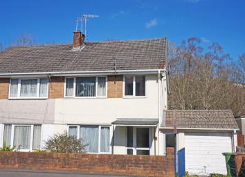 Semi-detached house For Sale in Hengoed