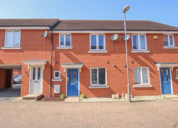 Terraced house For Sale in Aylesbury
