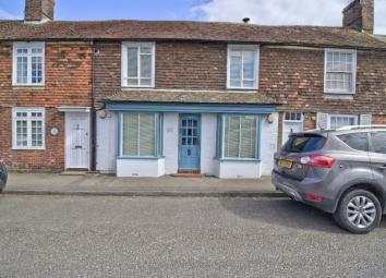 Terraced house For Sale in Cranbrook