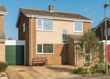 Detached house For Sale in Abingdon