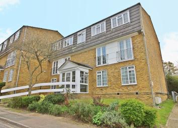 Flat For Sale in Enfield