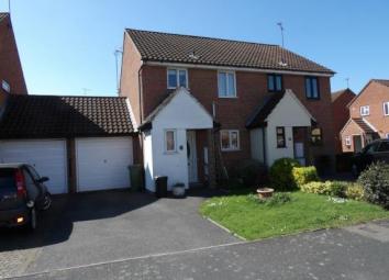 Semi-detached house For Sale in Wickford
