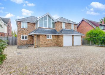 Detached house For Sale in Billericay