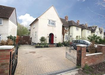 3 Bedroom End terrace house for sale