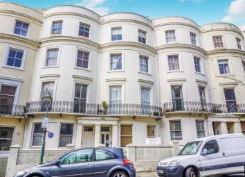 Flat For Sale in Hove