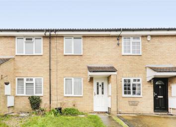 Terraced house For Sale in Sandhurst