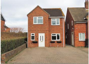 Detached house For Sale in Rochester