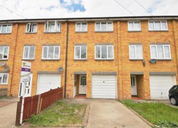 Terraced house To Rent in Mitcham