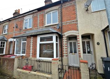 Terraced house For Sale in Reading