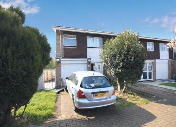 Terraced house To Rent in Hounslow