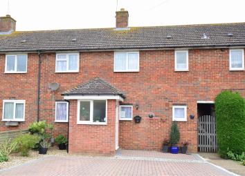 Terraced house For Sale in Ashford