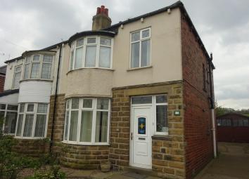 Semi-detached house To Rent in Dewsbury