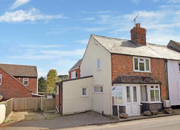3 Bedroom End terrace house for sale