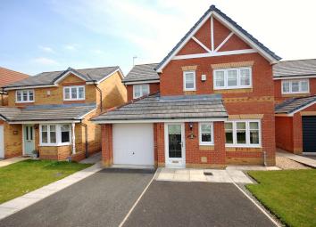 Detached house For Sale in Fleetwood