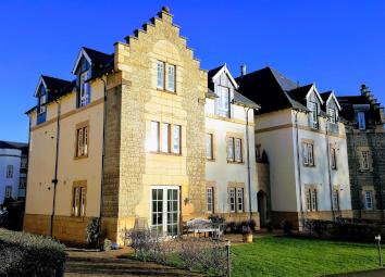 Flat For Sale in Pontyclun