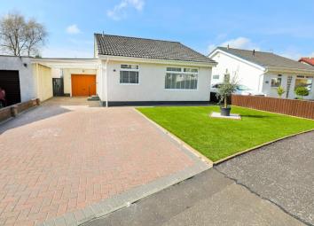 Detached bungalow For Sale in Glenrothes