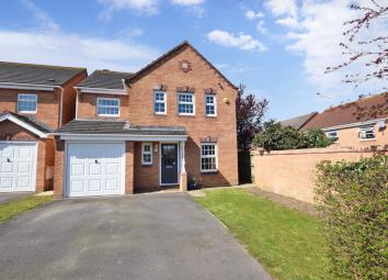 Detached house For Sale in Yeovil