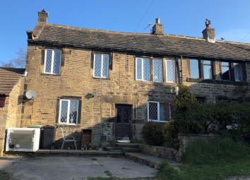 Cottage For Sale in Holmfirth