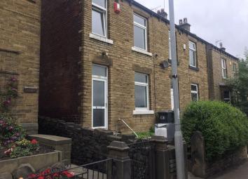 Semi-detached house To Rent in Huddersfield