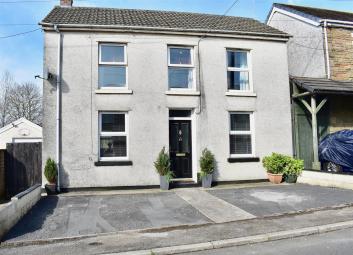 Detached house For Sale in Ammanford